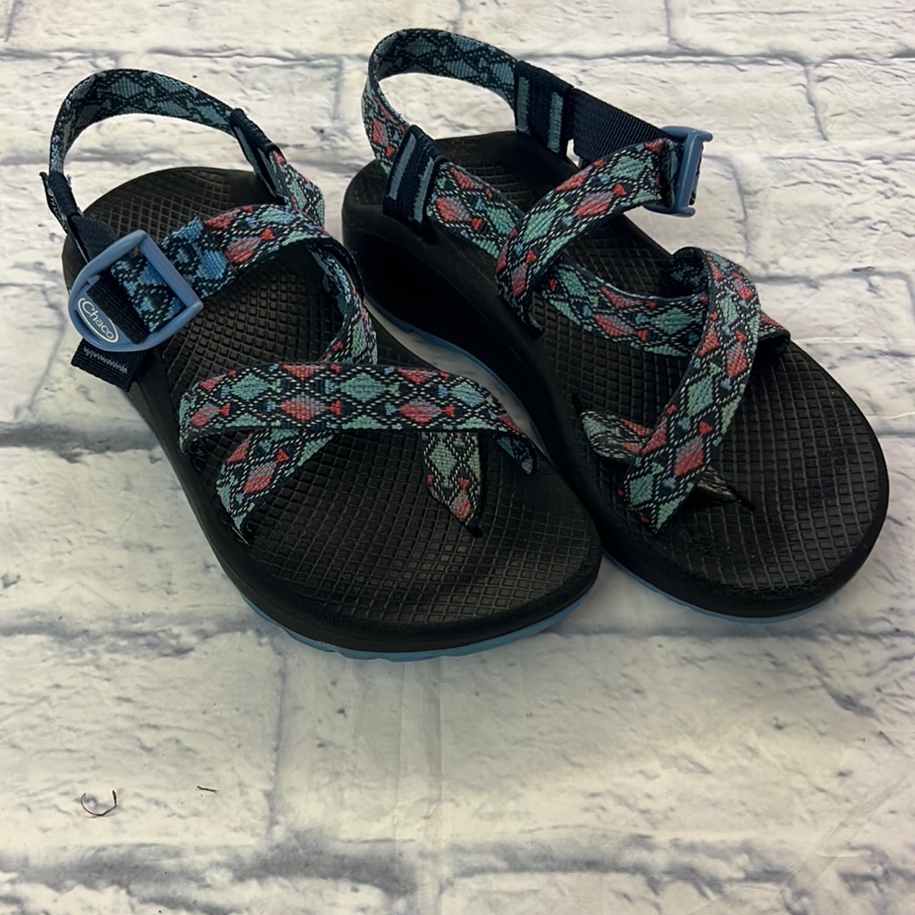 Chaco Sandals Ladies Sz 5 Blue/Pink Chaco Clouds.